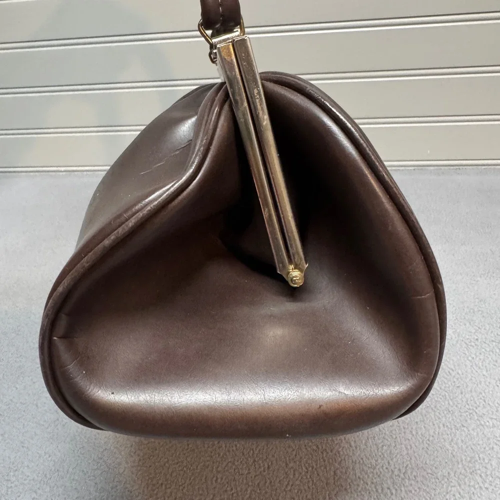 Vintage Mid Century Kiss Lock Satchel Handbag Brown Faux Leather Retro Large